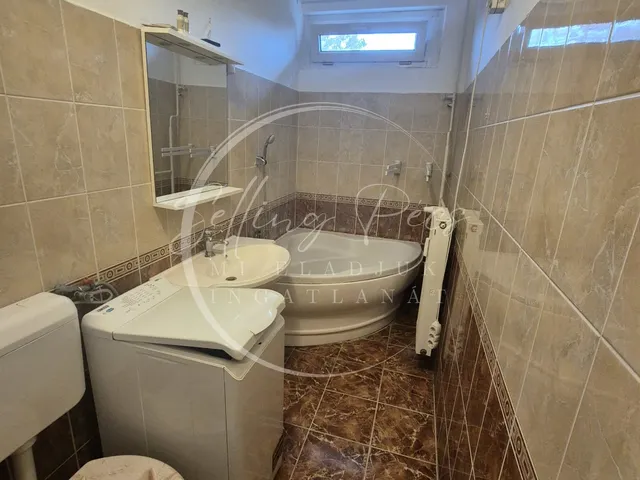 Kiadó lakás Pécs, Egyetemváros, Építők útja 54 nm