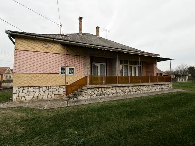 Eladó ház Felsőszentmárton 125 nm