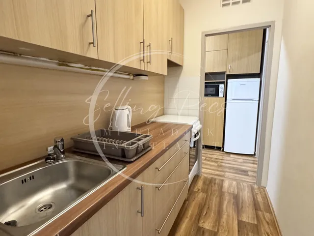 Kiadó lakás Pécs, Uránváros, Kerényi Károly utca 40 nm