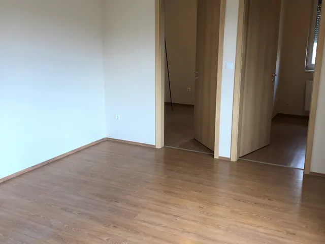 Kiadó lakás Pécs, Kertváros, Árnyas liget 51 nm