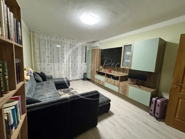 Eladó lakás Komló, Körtvélyes, Nagyszántó utca 59 nm