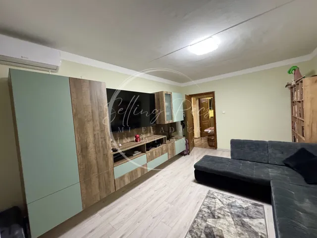 Eladó lakás Komló, Körtvélyes, Nagyszántó utca 59 nm