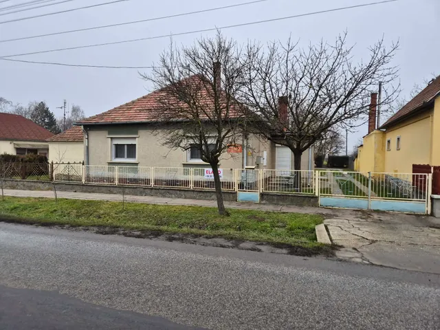 Eladó ház Szigetvár 100 nm