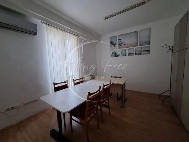 Kiadó lakás Komló 15 nm