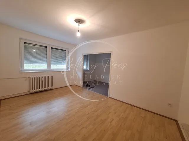 Eladó lakás Komló 43 nm