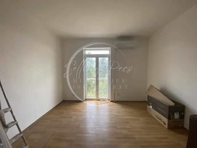 Eladó lakás Komló, Kökönyös 52 nm