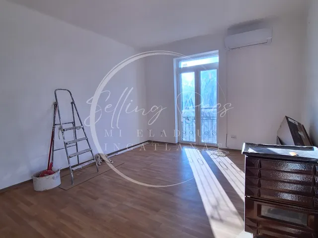 Eladó lakás Komló, Kökönyös 52 nm