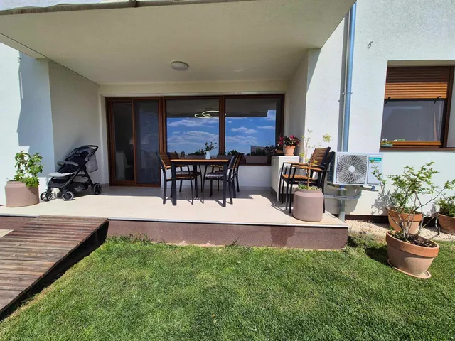 Eladó lakás Kozármisleny, Fülemüle utca 84 nm