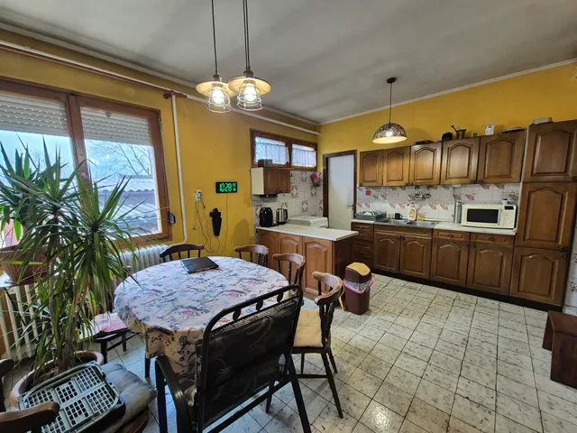 Eladó ház Szigetvár 160 nm