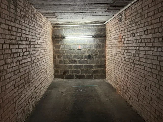 Eladó garázs Pécs, Belváros, Mátyás király utca 15 nm