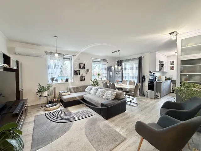 Eladó lakás Pécs, Rigóder 70 nm