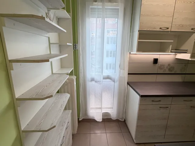 Eladó lakás Pécs, Kertváros 64 nm