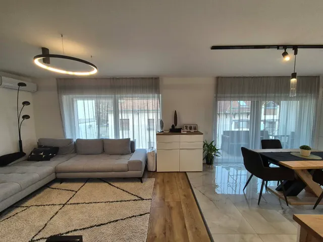 Eladó lakás Pécs, Belváros, Marosvásárhelyi utca 67 nm