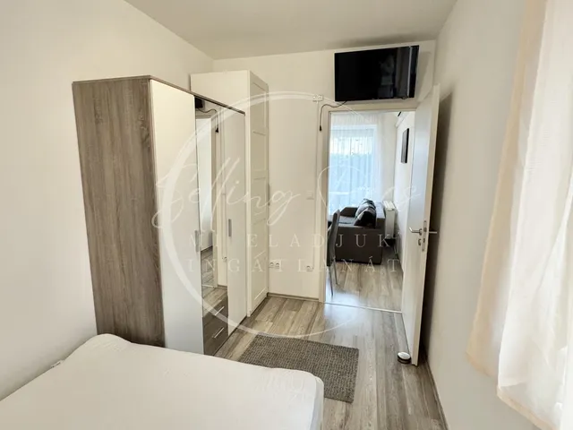 Kiadó lakás Pécs, Belváros, József Attila utca 44 nm