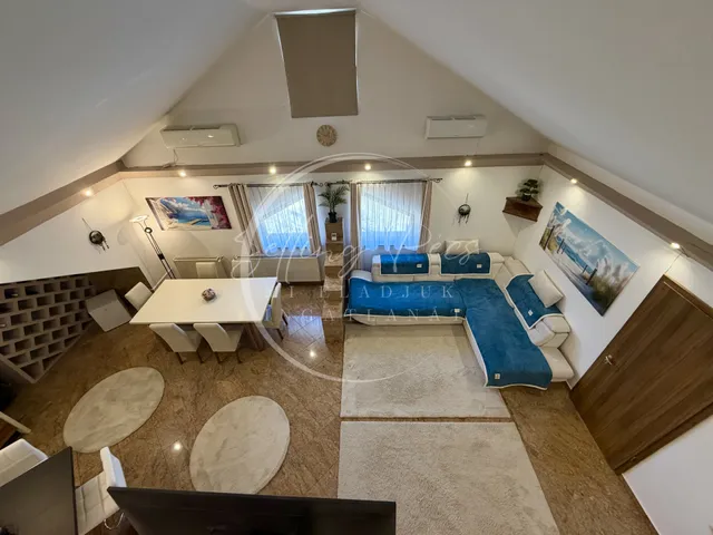 Eladó lakás Kozármisleny 125 nm