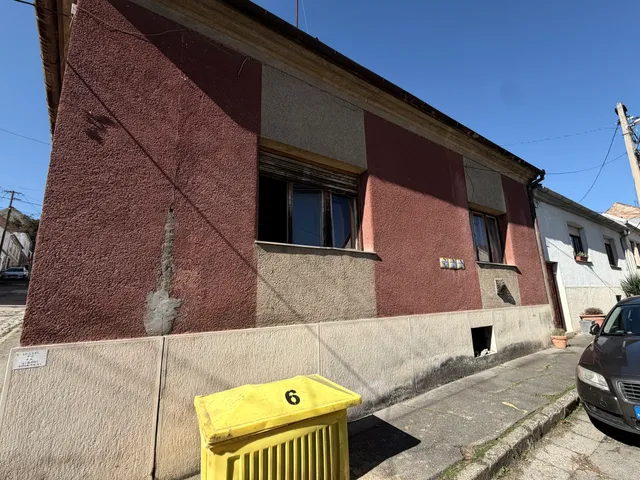 Eladó ház Pécs, Tettye 70 nm