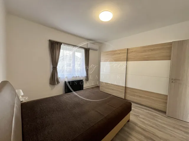 Kiadó ház Pécs, Kertváros 90 nm