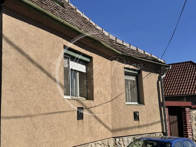 Eladó ház Pécs, Tettye, Majtényi Ferenc utca 86 nm