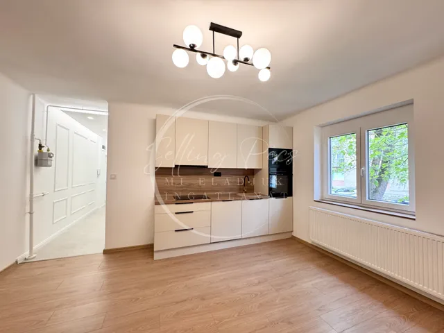 Eladó lakás Pécs, Belváros, Jókai utca 54 nm