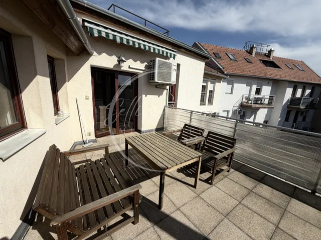 Eladó lakás Pécs, Belváros 78 nm