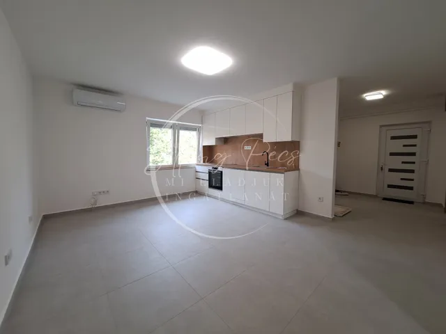 Eladó lakás Pécs, Ispitaalja, Mártírok útja 68 nm