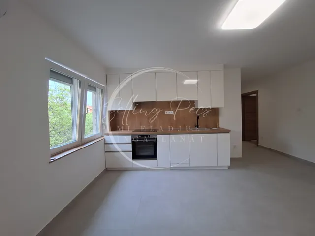 Eladó lakás Pécs, Ispitaalja, Mártírok útja 68 nm