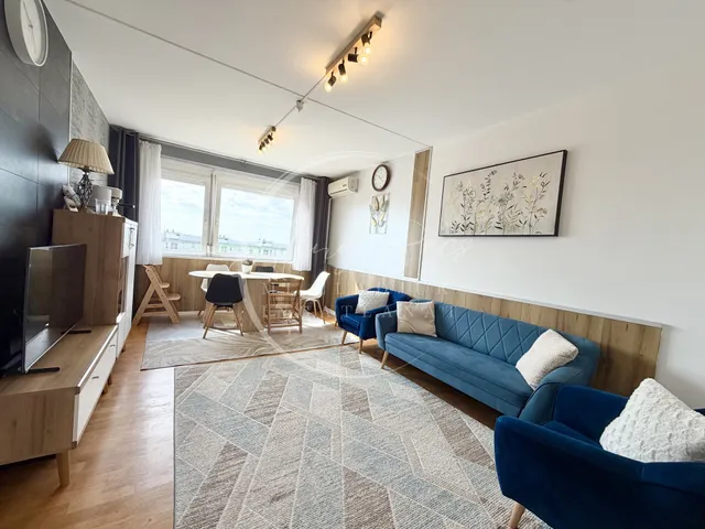 Eladó lakás Pécs, Egyetemváros, Zója utca 93 nm