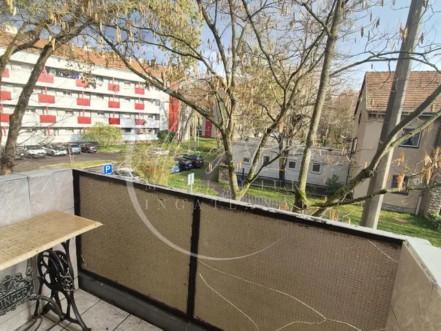 Eladó lakás Pécs, Uránváros, Hajnóczy utca 49 nm