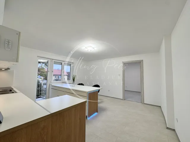 Eladó lakás Komló, Kökönyös, Jó szerencsét utca 52 nm