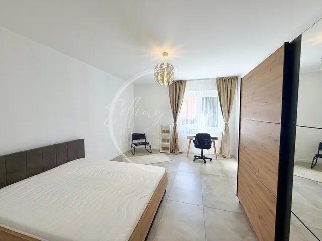 Kiadó lakás Pécs, Egyetemváros, Petőfi Sándor utca 100 nm