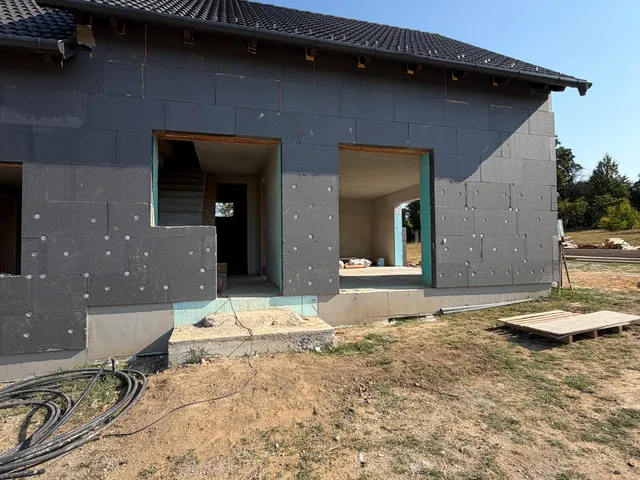 Eladó ház Kozármisleny 106 nm