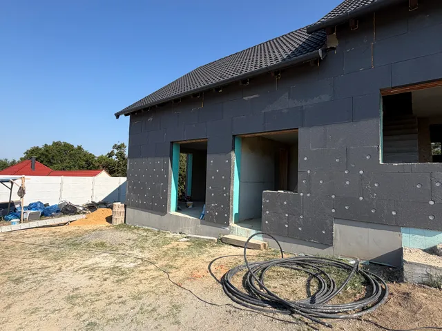 Eladó ház Kozármisleny 106 nm