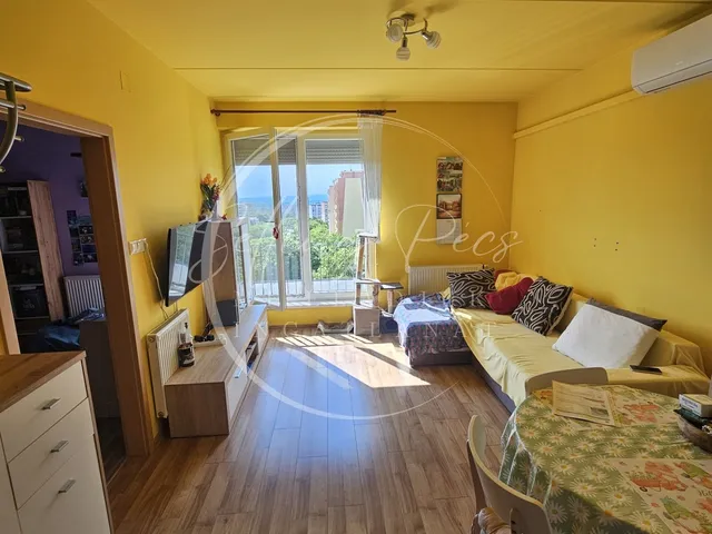 Eladó lakás Pécs, Kertváros, Fellbach utca 38 nm