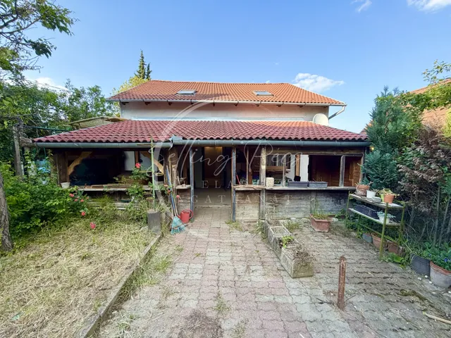 Eladó ház Pécs, Ürög 148 nm