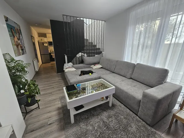 Eladó lakás Pécs, Kovácstelep 65 nm