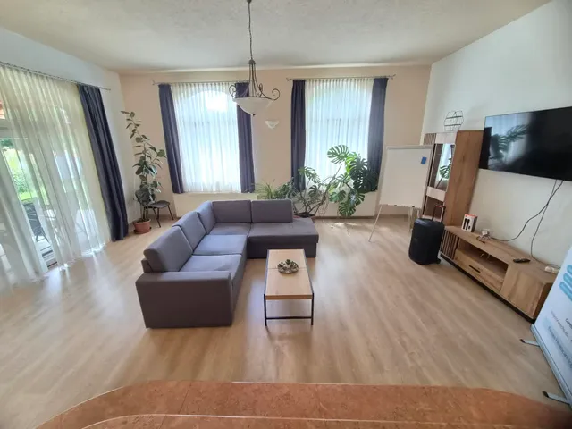Eladó ház Pécs, Szigeti külváros 240 nm