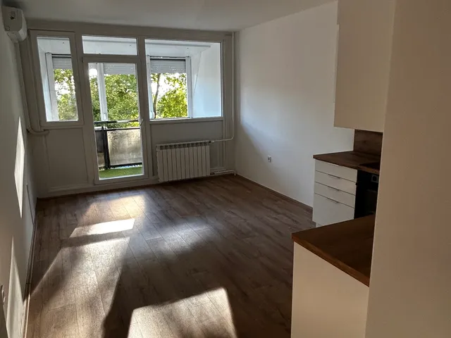 Eladó lakás Pécs, Kertváros 54 nm