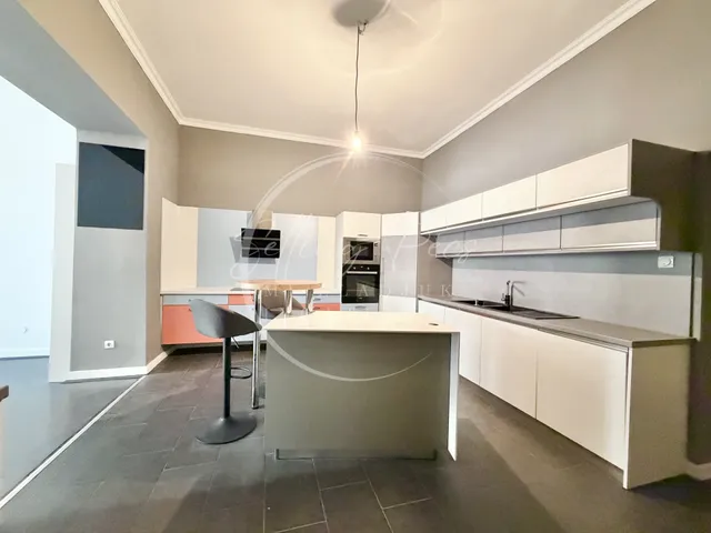 Eladó lakás Pécs, Belváros 120 nm