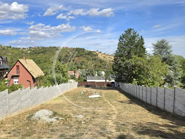 Eladó telek Pécs, Rácváros, Szőlész dűlő 1302 nm