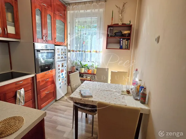 Eladó lakás Pécs, Kertváros 50 nm