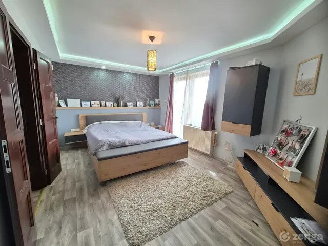 Eladó ház Pécs, Rácváros, Szőlész dűlő 182 nm