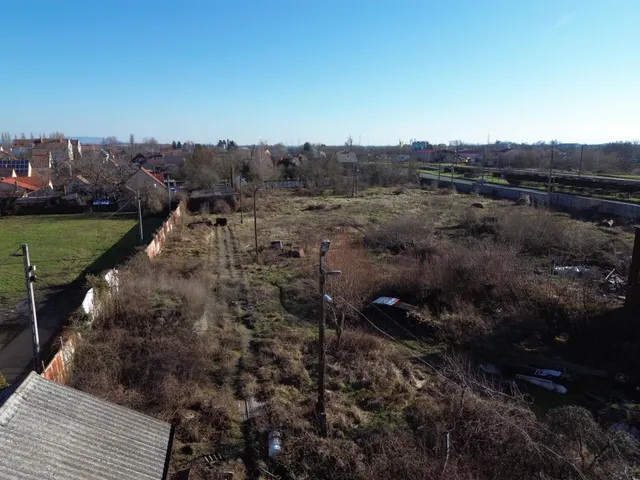 Eladó telek Szigetvár, Istvánffy Miklós utca 10800 nm