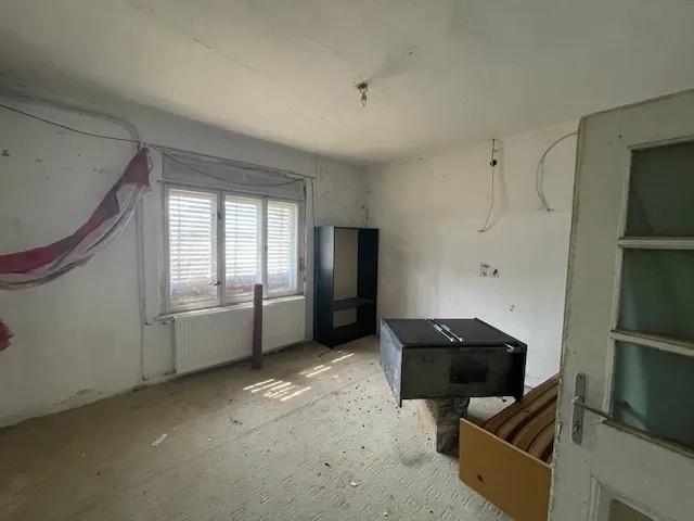 Eladó telek Paks, Óváros 949 nm
