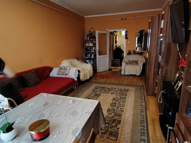 Eladó lakás Dunaújváros, Kertváros 45 nm
