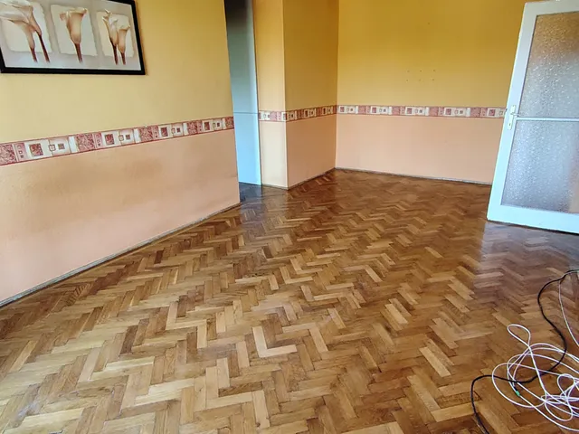 Eladó lakás Dunaújváros, Belváros 50 nm
