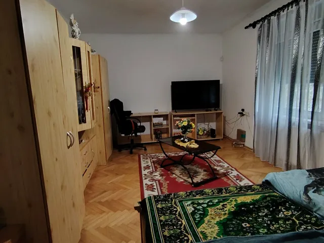 Eladó ház Dunaújváros, Barátság városrész 130 nm