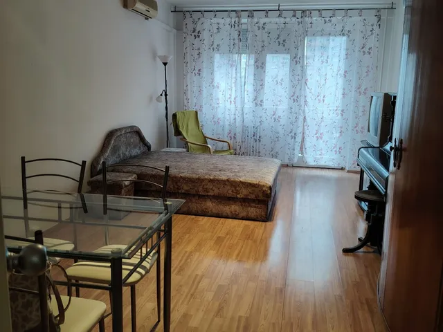 Eladó lakás Dunaújváros, Római városrész 59 nm