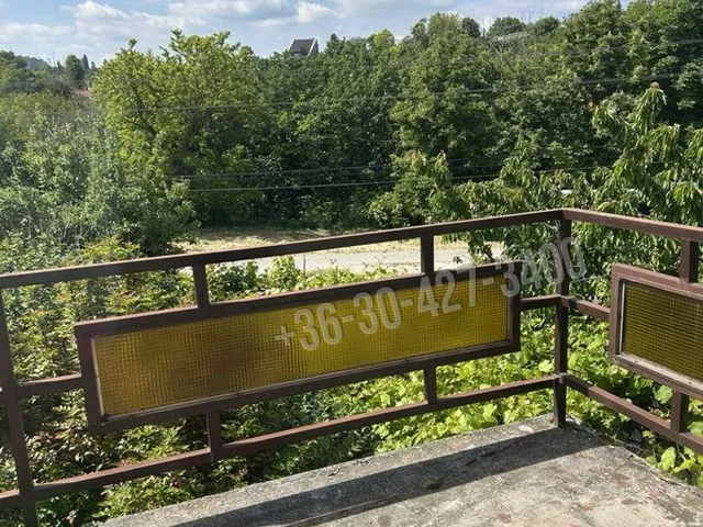 Eladó ház Dunaújváros, Óváros 180 nm