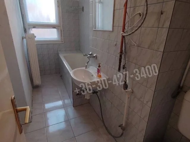 Eladó lakás Dunaújváros 54 nm