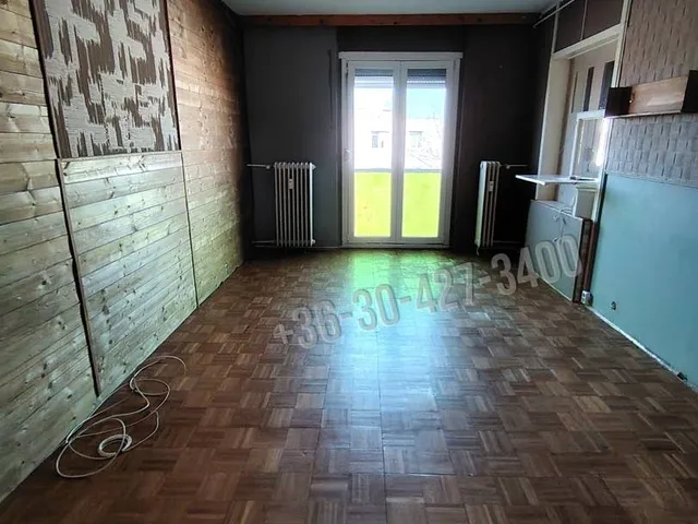 Eladó lakás Dunaújváros 59 nm